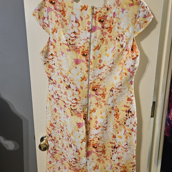 Calvin Klein sheath - Picture 6 of 8